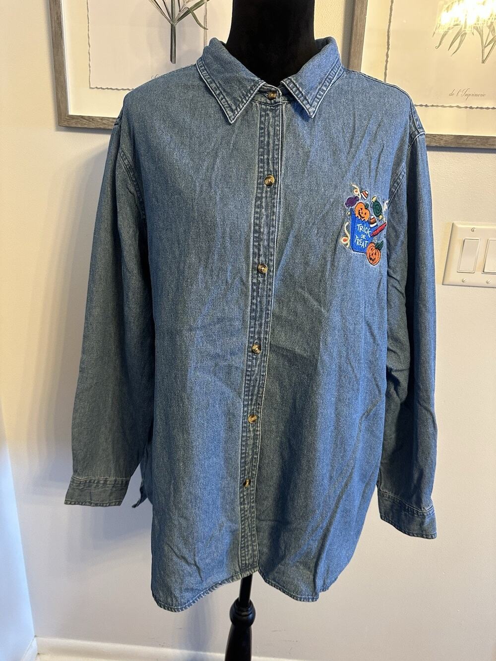 Vintage 90s Halloween Denim Shirt Size 2X Trick or Treat Bag & Pumpkins Grandma